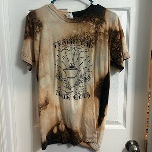 Source Unknown Tan and Black Tie-Dye 'Praise the Hair Gods' Short Sleeve Tee